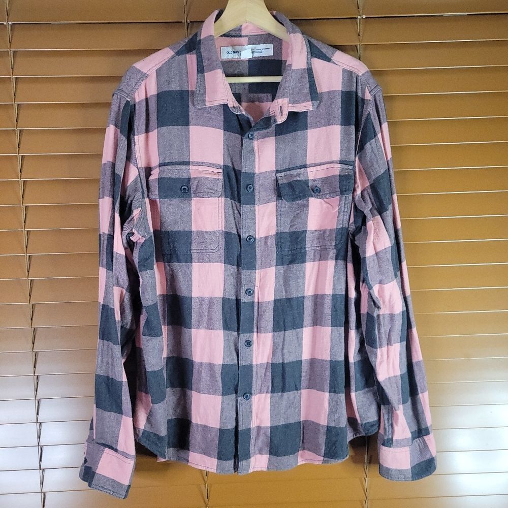 Old Navy Flannel Pink and Black Plaid Casual Button Down Shirt - Picture 2 of 7